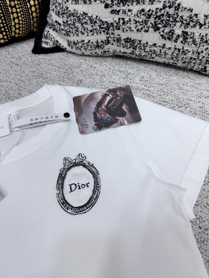 TEES