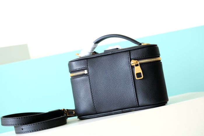 Vanity Chain Pouch “19*11.5*6.5CM” 067