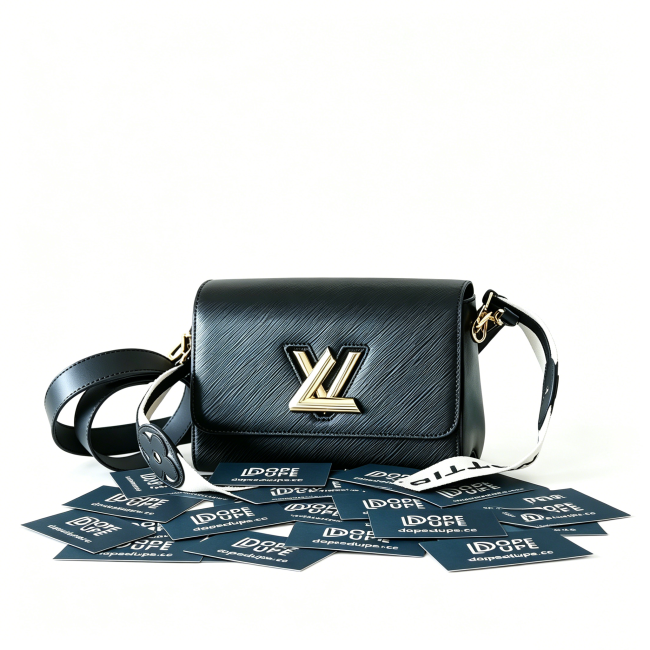 GM Twist Crossbody Bag “23*17*9.5CM” 087