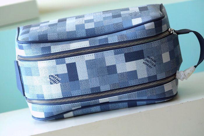 Locker Dopp Kit “28*16.5*15CM” 053