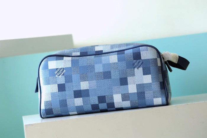 Locker Dopp Kit “28*16.5*15CM” 053