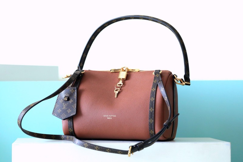 PM Express “26*17*13.5CM” 006