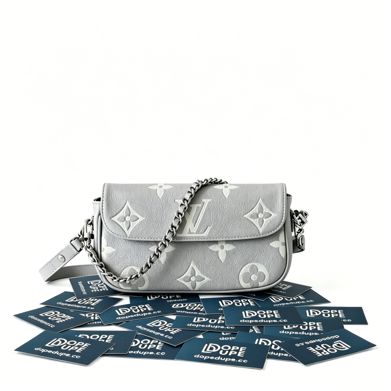Wallet On Chain lvy “23.5*12*4.3CM” 056