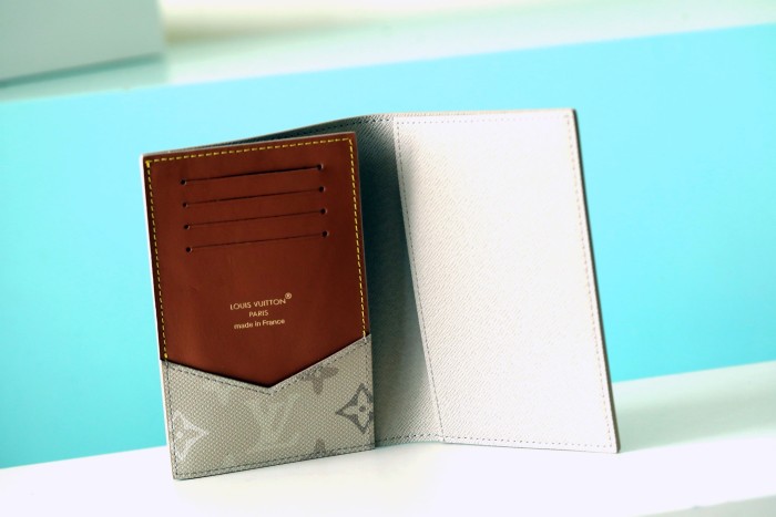 Passport Cover “14*10*2.5CM” 002
