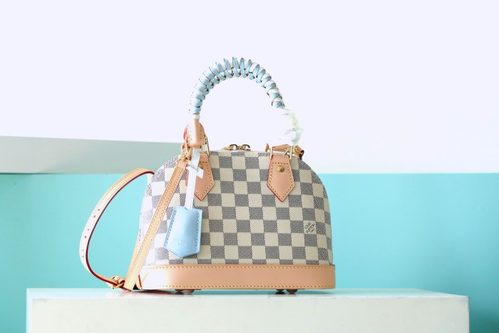 PM Alma BB Shoulder Bag “23.5*17.5*11.5CM” 086