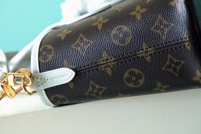 Neverfull Inside Out BB “26.5*16.5*11CM” 085