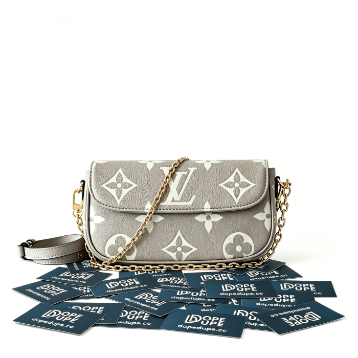 Wallet On Chain lvy “23.5*12*4.3CM” 056