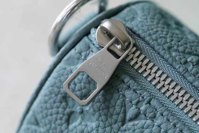 Keepall Bandouliere 25 “25*15*11CM” 026