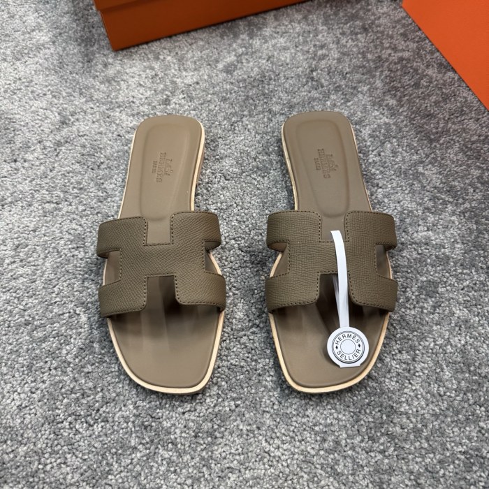 Oran Slides(Female)36-41