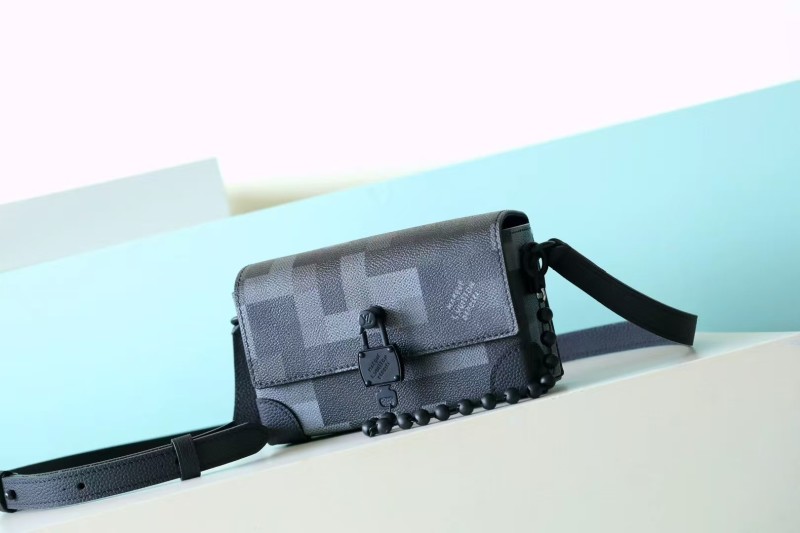 PM Steamer Crossbody Bag “18*11*6.5CM” 045