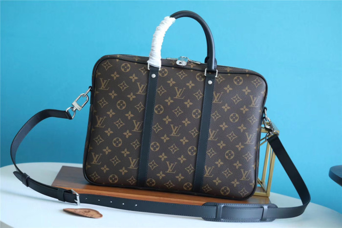 Voyage Business Bag “36.5*27.5*6CM” 006