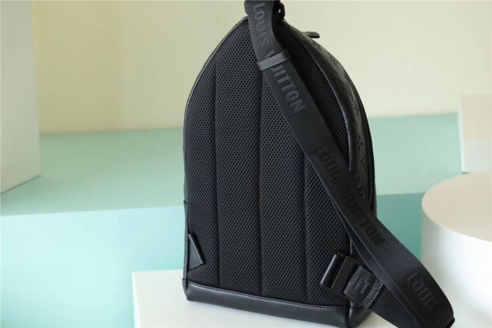 Racer “42*24*12CM” 057
