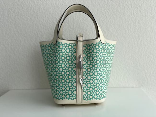 Picotin Lock 18 “19*18*13.5CM” 0531