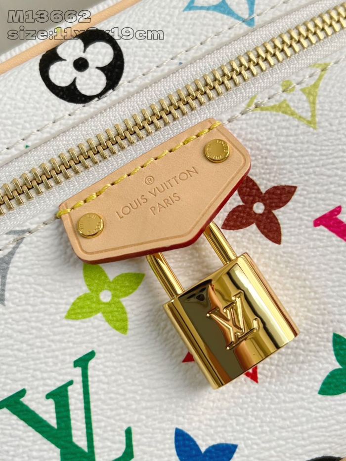 Vanity Chain Pouch “19*11.5*6.5CM” 005