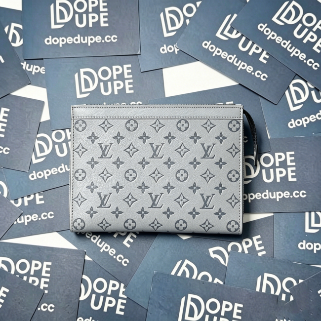 MM Pochette Voyage “27*21*6CM” 053