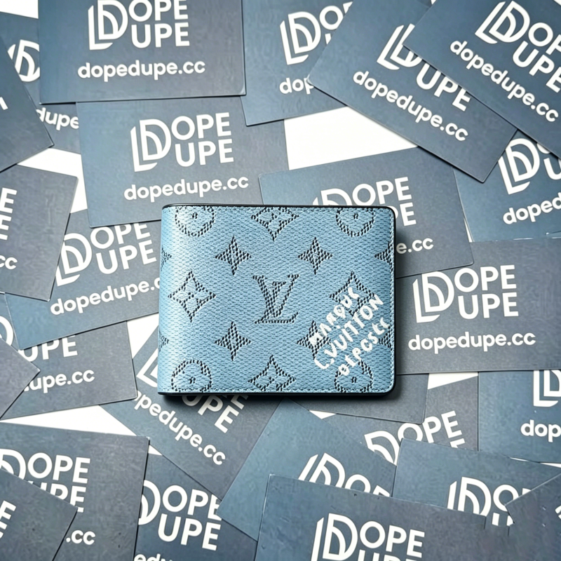 Multiple Wallet Monogram Shadow “11.5*9*1.5CM” 022