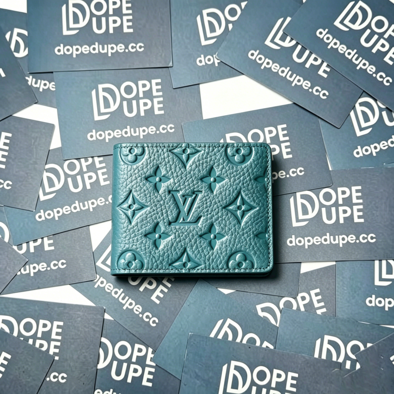 Multiple Wallet Monogram Shadow “11.5*9*1.5CM” 022
