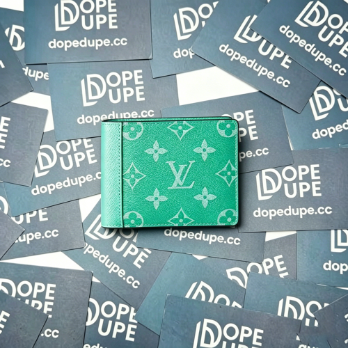 Multiple Wallet Monogram Shadow “11.5*9*1.5CM” 022