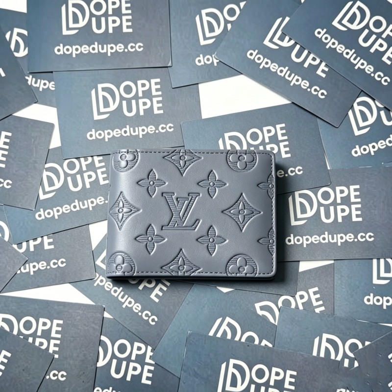 Multiple Wallet Monogram Shadow “11.5*9*1.5CM” 022