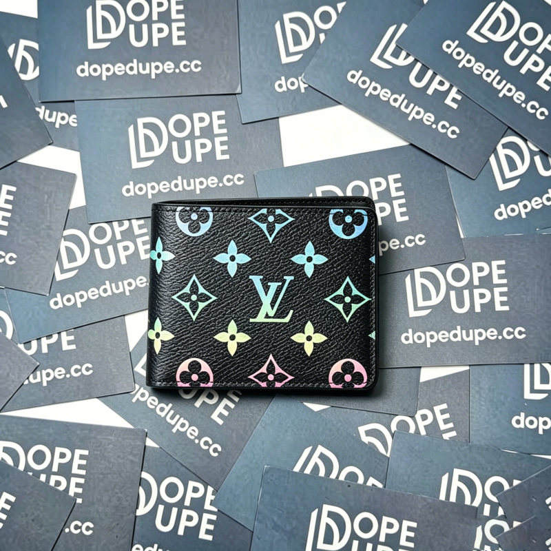 Multiple Wallet Monogram Shadow “11.5*9*1.5CM” 022