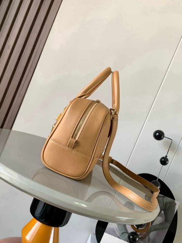Amazona 23 “23*15.5*9.5CM” 019