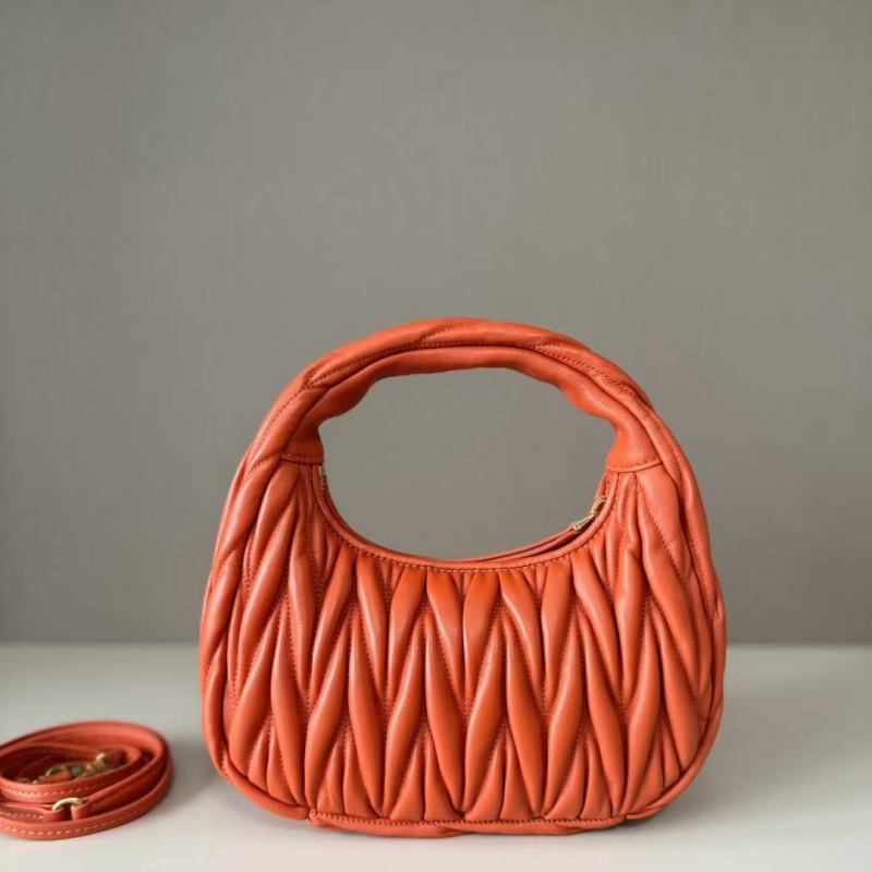 PM Wander Matelasse Hobo “20*17*6CM” 057
