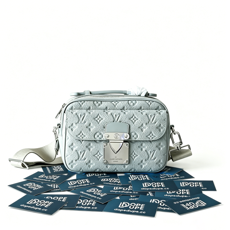S-Lock Messenger Bag “22*18*8CM” 027