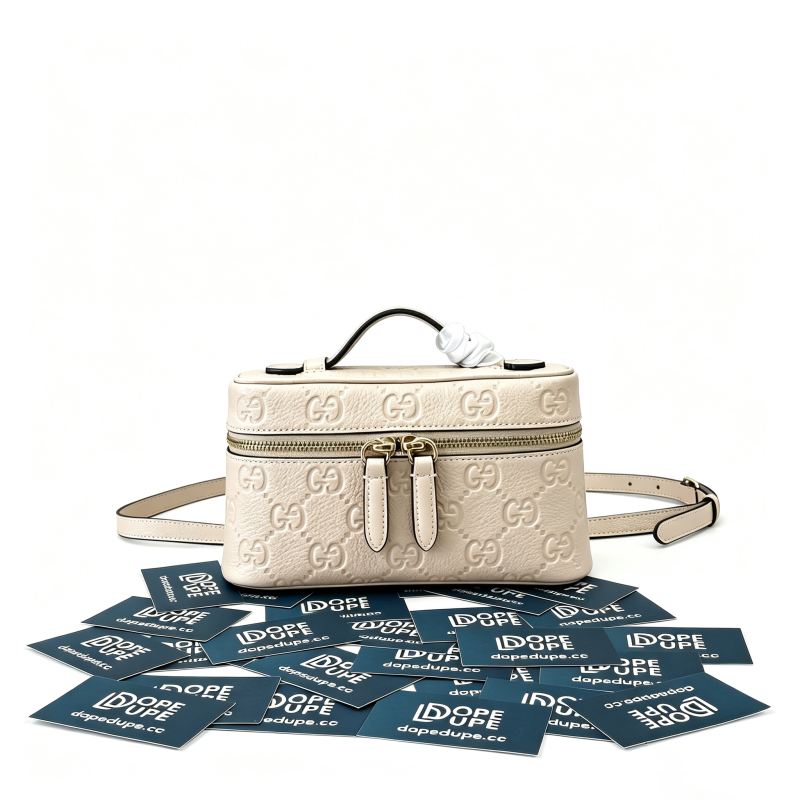 BB GG Emblem Vanity Bag “20.5*12*5CM” 005