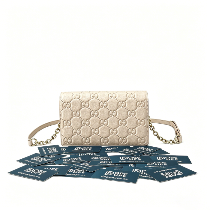 BB GG Emblem Wallet On Chain “20*12.5*4.5CM” 043