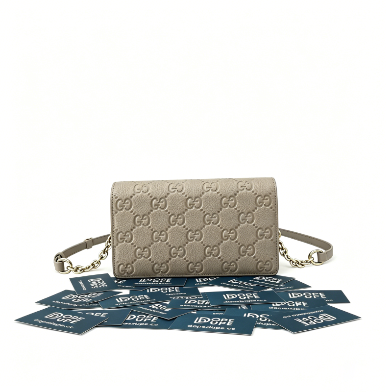 BB GG Emblem Wallet On Chain “20*12.5*4.5CM” 043