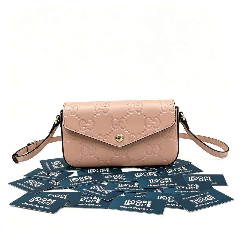 BB GG Embossed Crossbody Bag “21*13.5*3CM” 034