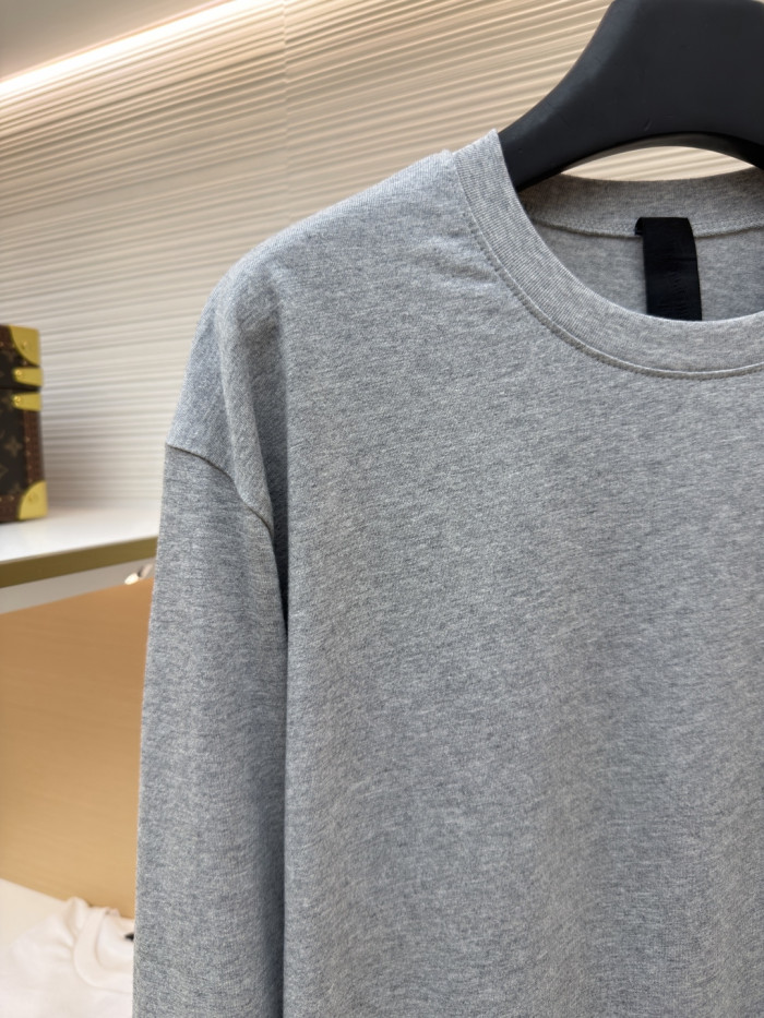 LONG TEES