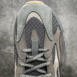 Yeezy 700v2 Geode