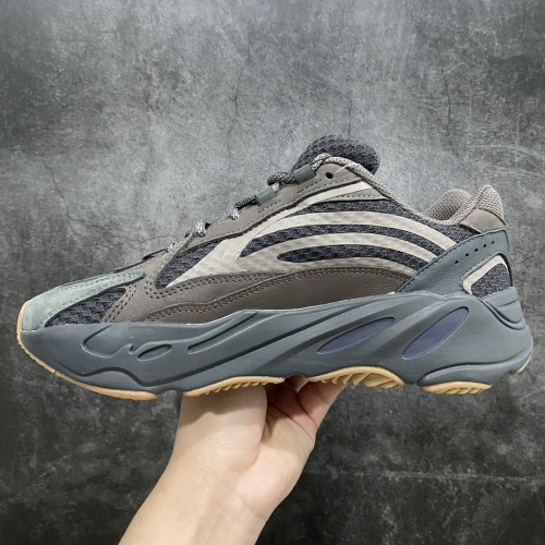 Yeezy 700v2 Geode