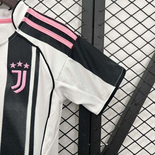 Juventus 25/26 home jersey Kids kit