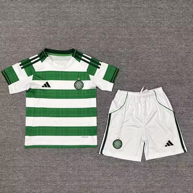 Celtic 25/26 home kids jersey kit