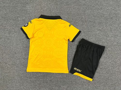 Wolves 25/26 home Kids jersey kit