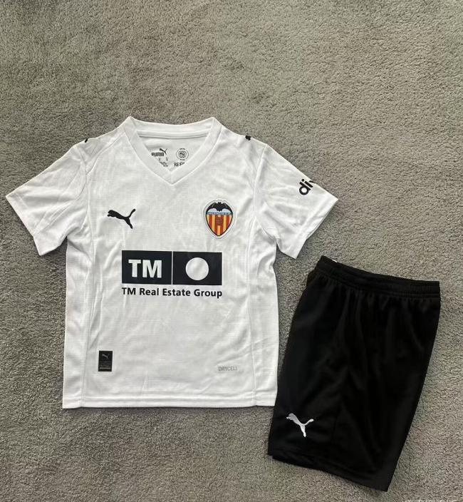 Valencia 25/26 home kids jersey kit