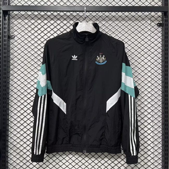 Newcastle 25/26 Windbreaker jacket