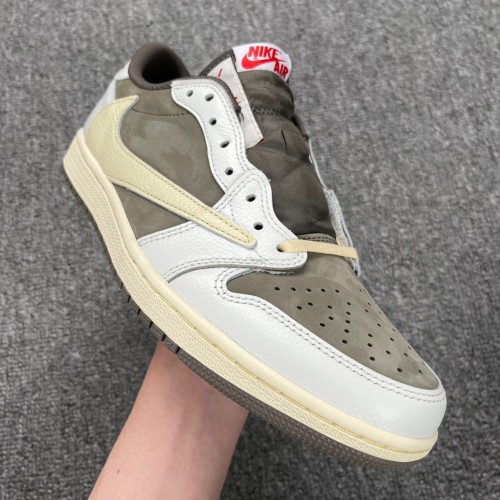 Nike Travis Scott x Air Jordan 1 Low OG