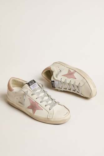 Golden Goose Super Star Sneaker w. Leather Upper, Suede Star and Metal Lettering - Optic White/Antique Pink/Nougat  loop
