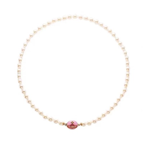 Vivienne's enamel pearl necklace Lisa's same magnetic clasp clavicle chain