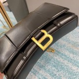 秋冬新作 バレンシアガ アワーグラス 偽物シェイプ Smallトップハンドルバッグ bac86116