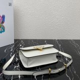 超話題!プラダ サフィアーノレザー 偽物ショルダーバッグ puk71707