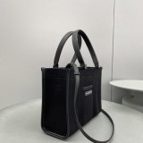 入手困難品！バレンシアガ トートバッグ 偽物 baj08659