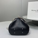 大人気！メゾンマルジェラ 足袋タビ 偽物 フレームバッグ レザー がま口 Mao15246
