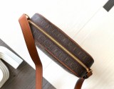 大人気！サンローラン ショルダーバッグ 偽物☆ルー キルティングレザー カメラバッグ Sac85306