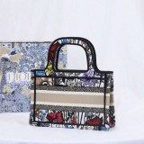 希少色ディオール コピー ブックトート ミニバッグ ミレフルールの刺繍 dec14224
