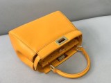 【日本未発売】フェンディ ピーカブー コピー ミニ レザー バッグ fef85473