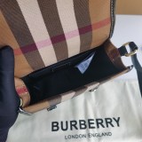 日本未入荷バーバリー ショルダーバッグ 偽物☆ チェックEキャンバス メッセンジャーバッグ Bax44107
